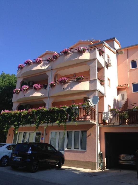 Apartments Ledic Krvavica Esterno foto
