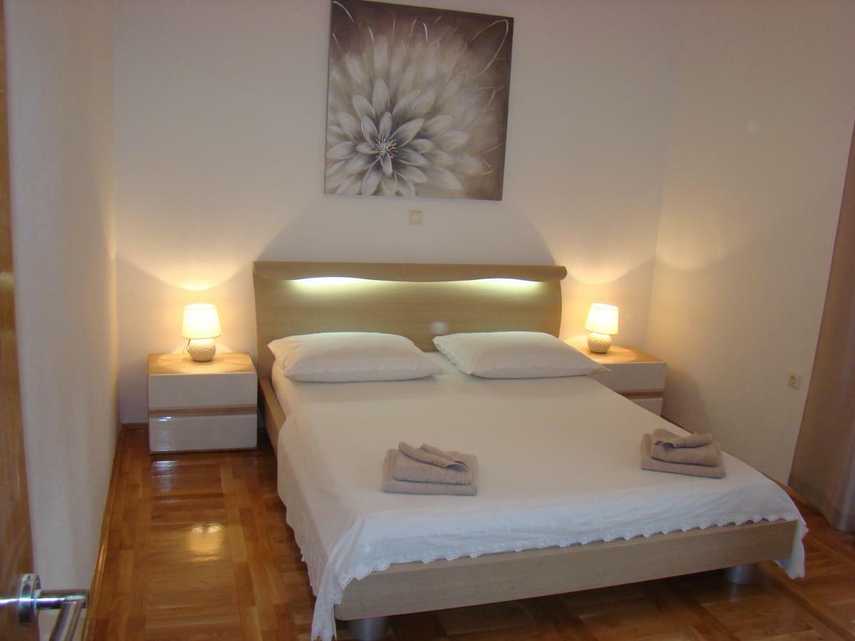 Apartments Ledic Krvavica Esterno foto